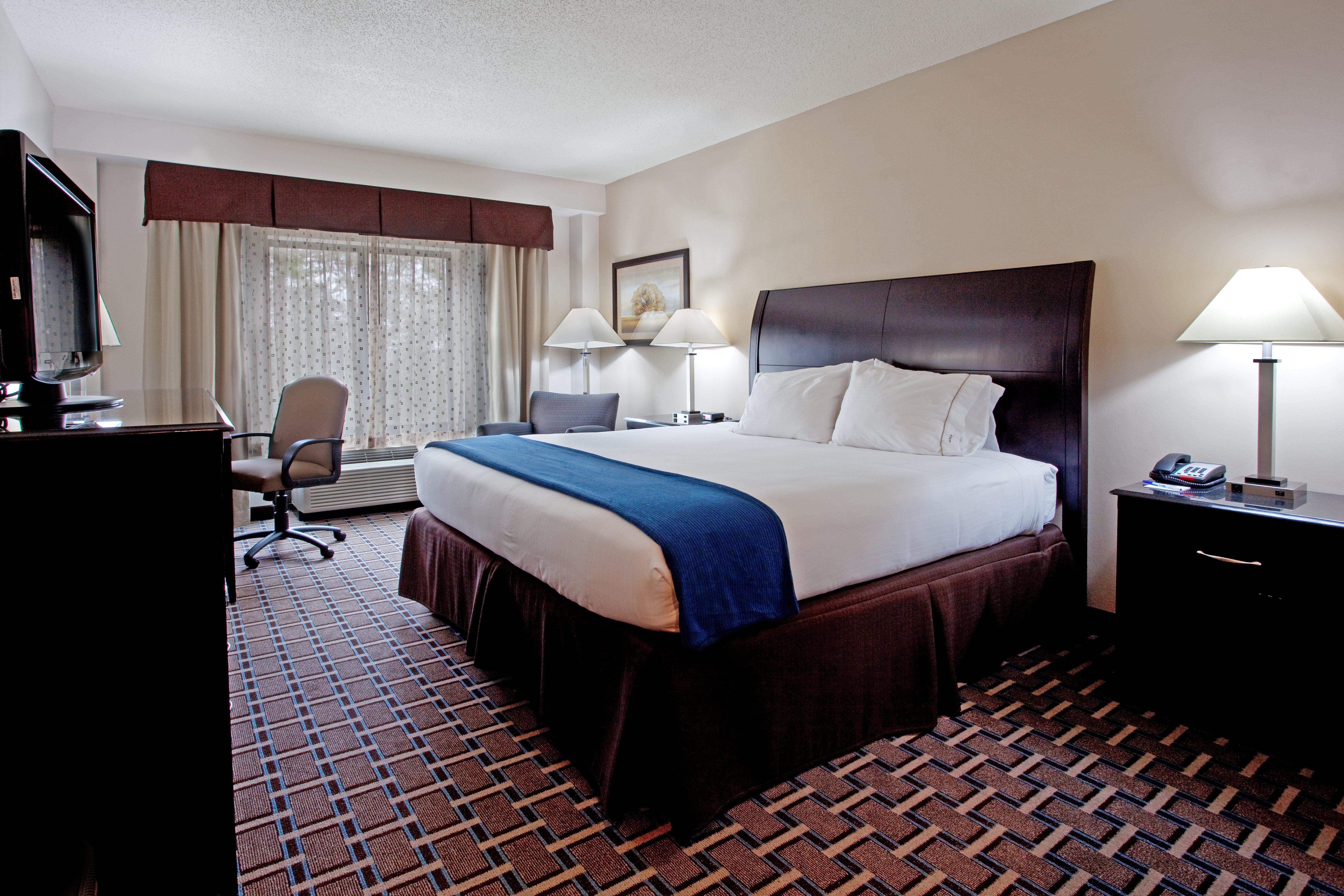 Holiday Inn Express Hotel & Suites Hope Mills-Fayetteville Airport By Ihg Экстерьер фото