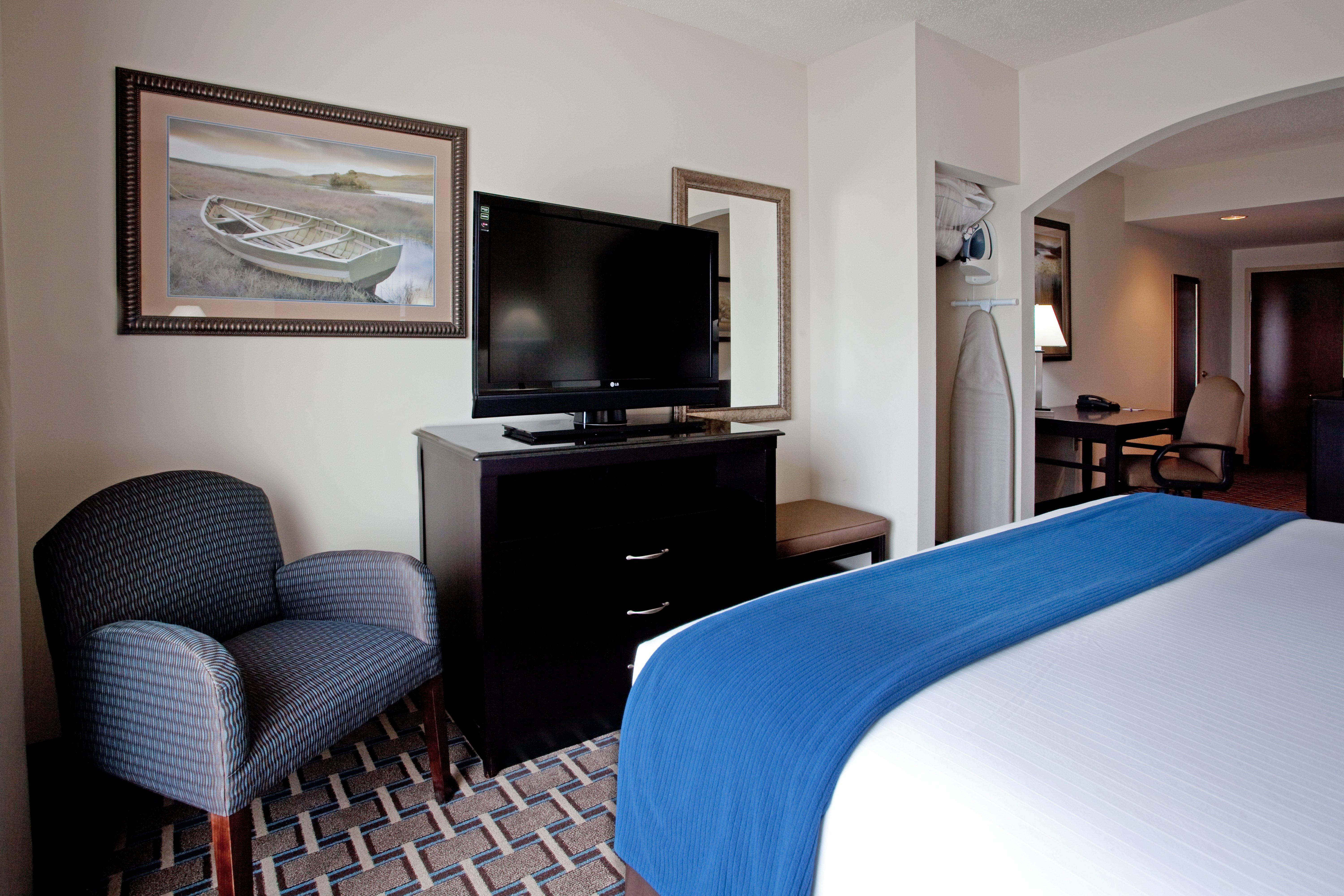 Holiday Inn Express Hotel & Suites Hope Mills-Fayetteville Airport, An Ihg Hotel Экстерьер фото